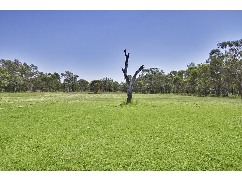 135 Devlin Road, Castlereagh NSW 2749