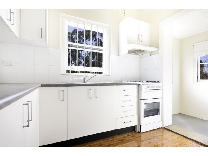 2/8 Georges River Road, Croydon Park NSW 2133