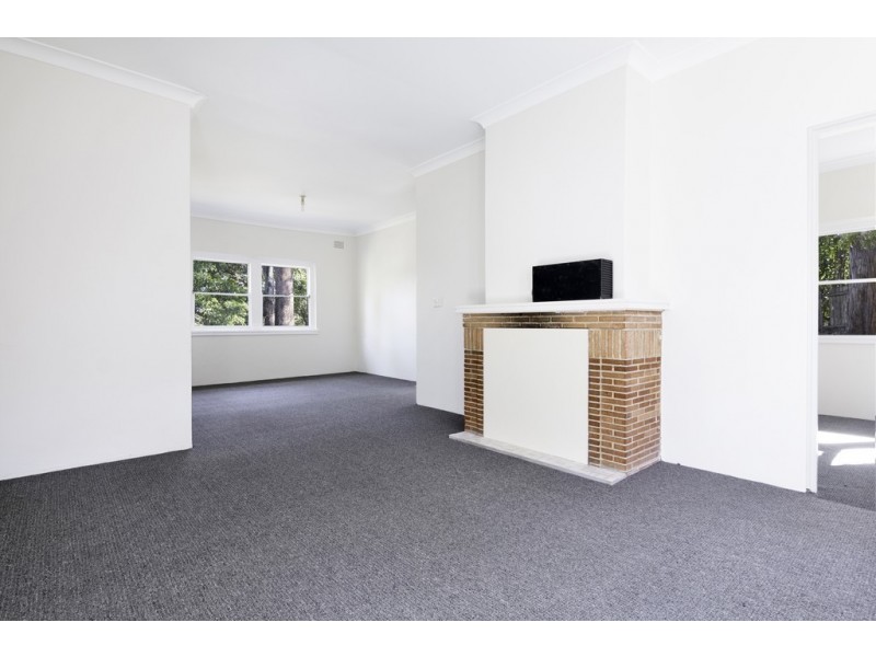 15 Eastbourne Avenue, Wahroonga NSW 2076