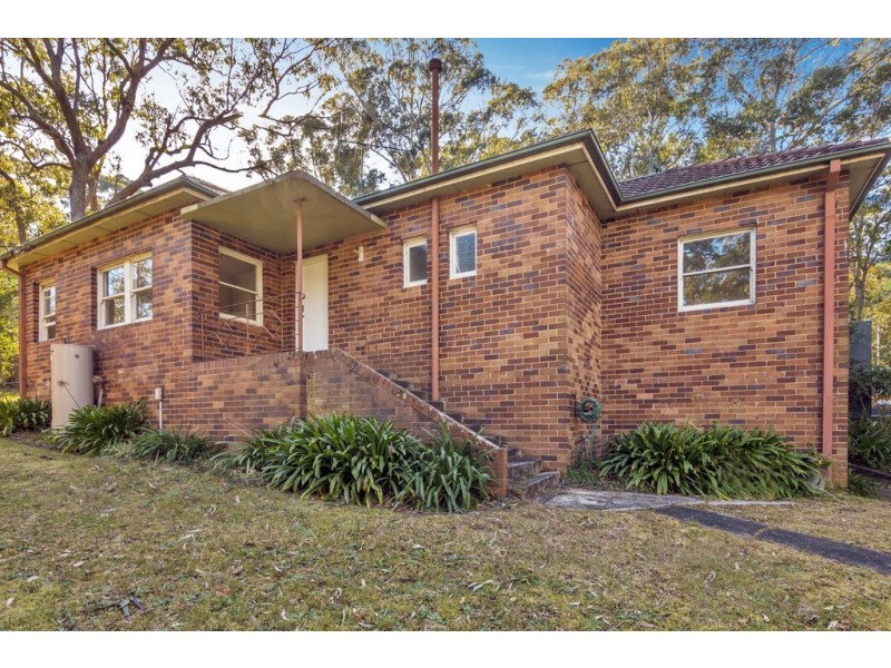 15 Eastbourne Avenue, Wahroonga NSW 2076