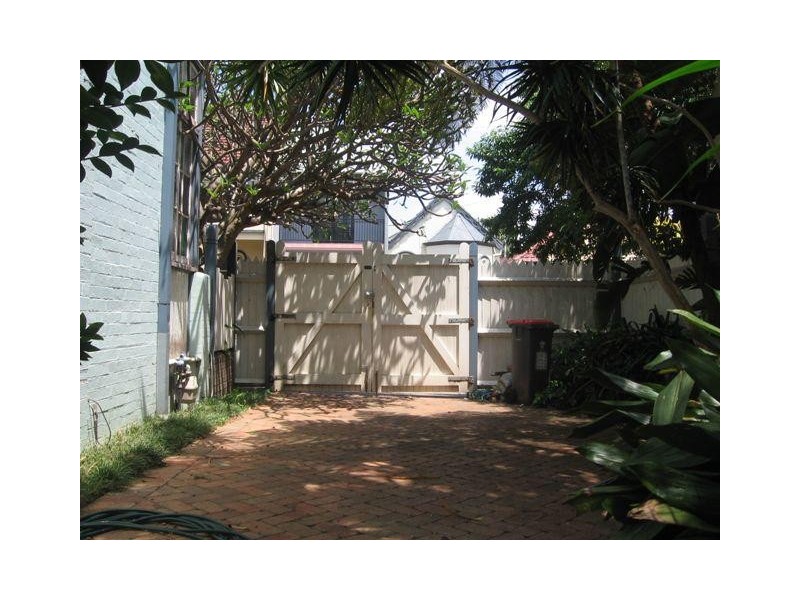 35 Phillip Street, Newtown NSW 2042