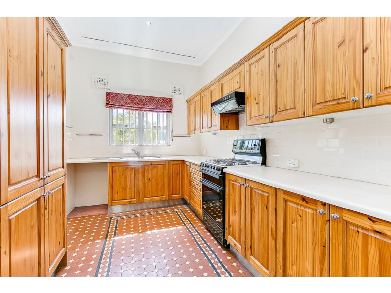 6 Lloyd George Avenue, Concord NSW 2137