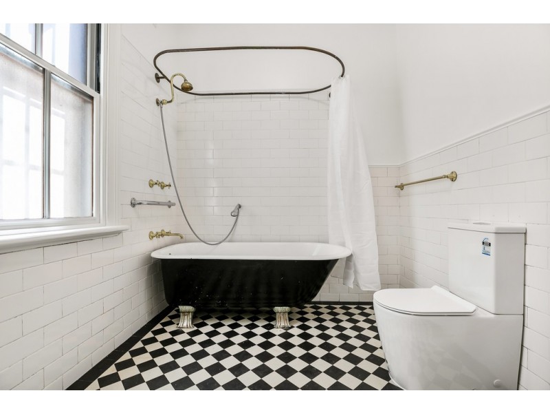 4 Herbert Street, Newtown NSW 2042