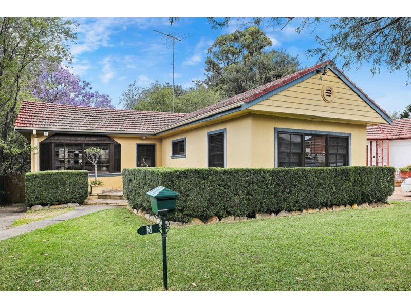 3 Walker Avenue, Peakhurst NSW 2210