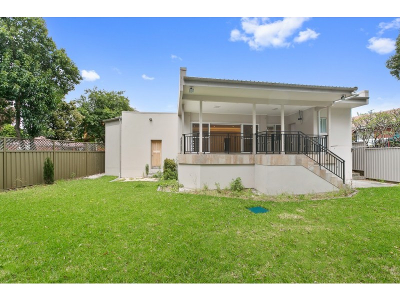 7 Jones Street, Kingsgrove NSW 2208