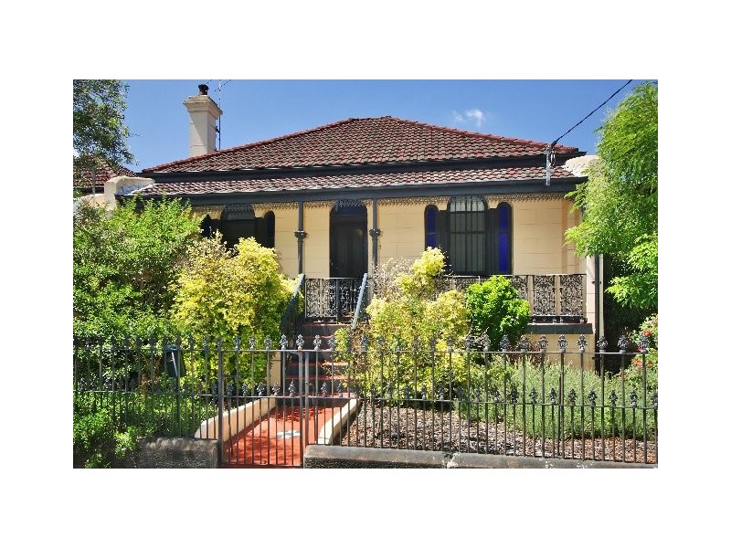 21 Sadlier Crescent, Petersham NSW 2049