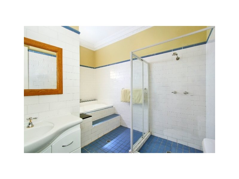 21 Sadlier Crescent, Petersham NSW 2049