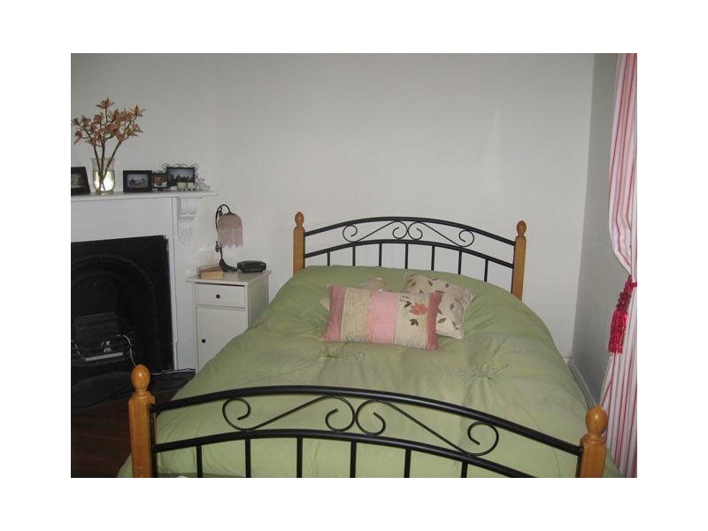 16 Victoria Street, Erskineville NSW 2043