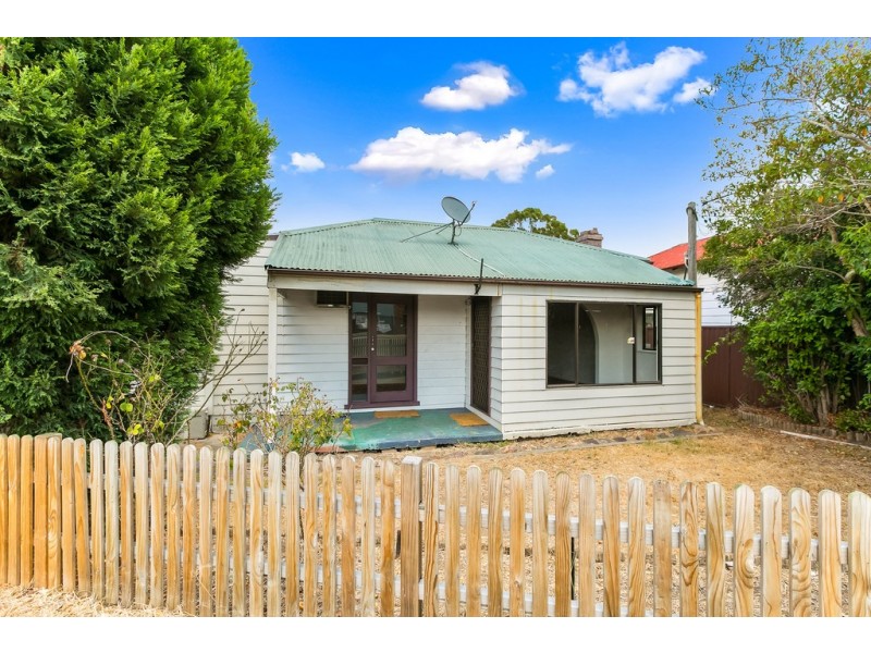 21 Heathcote Road, Moorebank NSW 2170