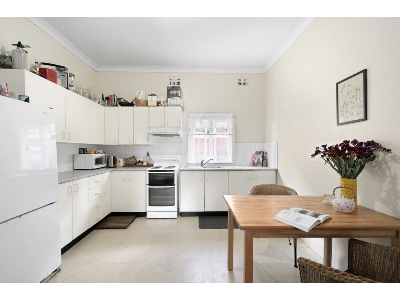 8 Unwin Street, Earlwood NSW 2206