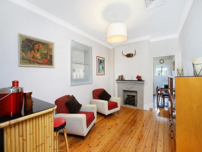 42 Railway Road, Sydenham NSW 2044