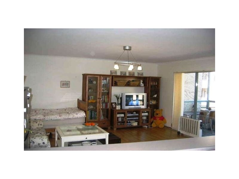 9/15a Wilson Street, Newtown NSW 2042