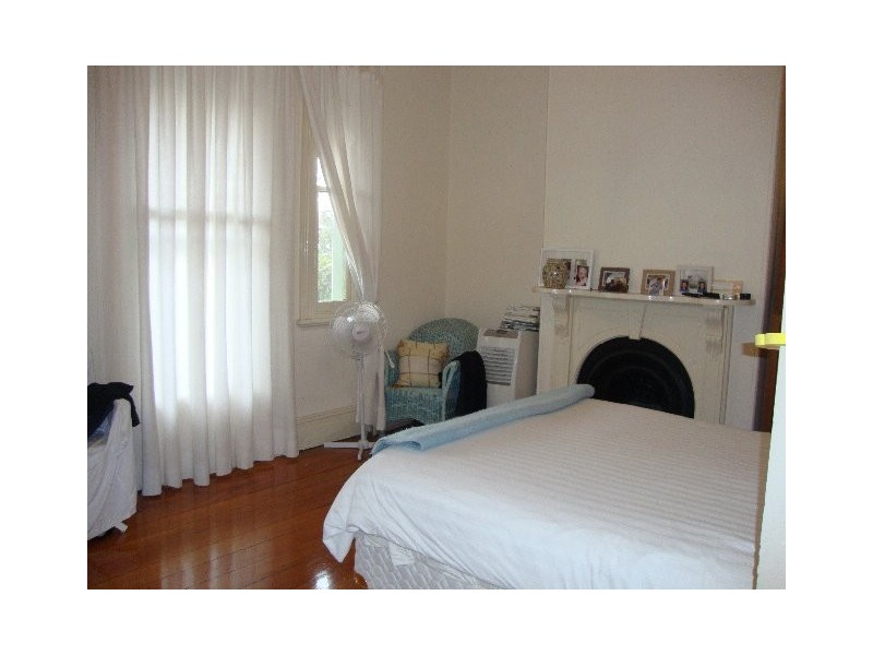 32 Holmwood Street, Newtown NSW 2042