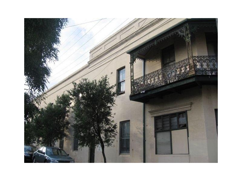 2/87 Darley Street, Newtown NSW 2042
