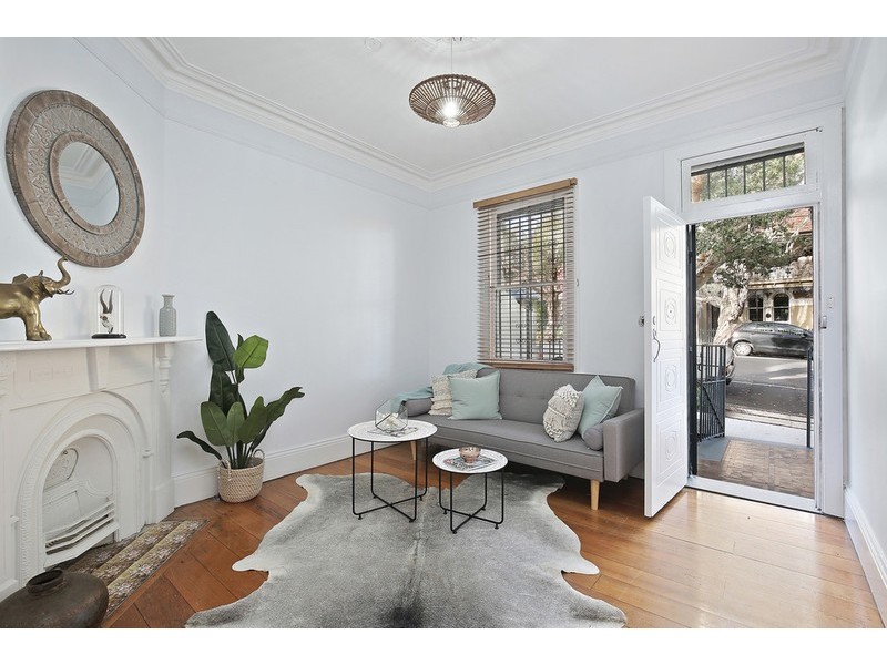 15 Pine Street, Newtown NSW 2042