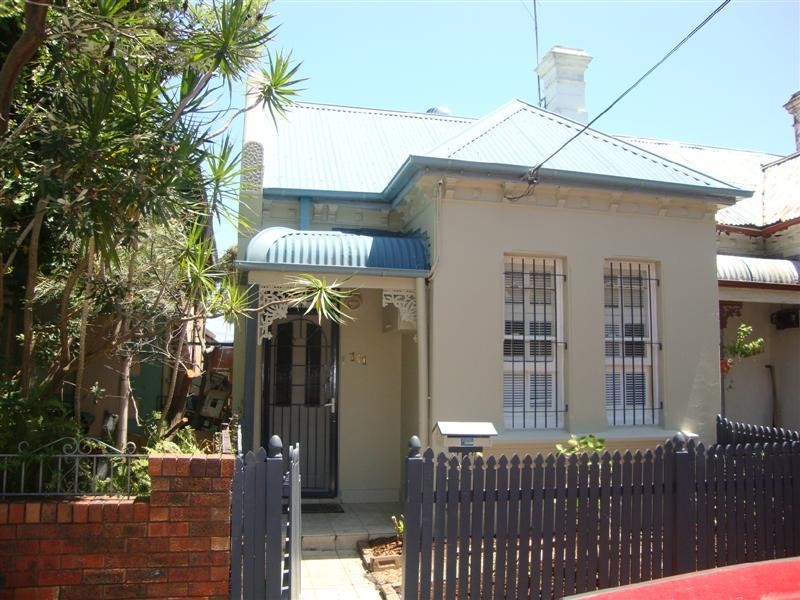 111 Station Street, Newtown NSW 2042