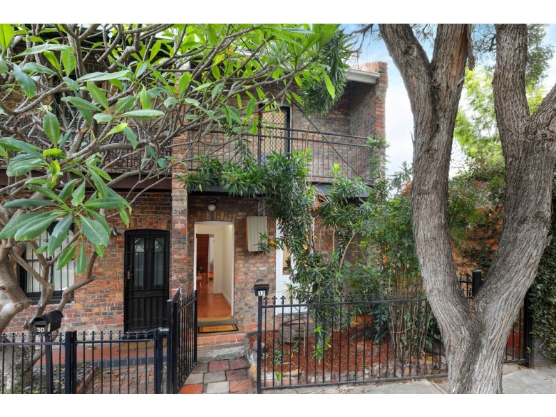 32 Charles Street, Enmore NSW 2042