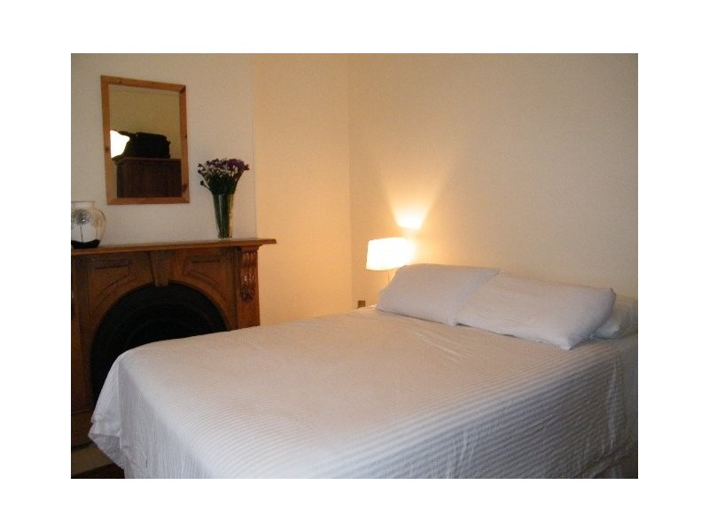 7 Pine Street, Newtown NSW 2042