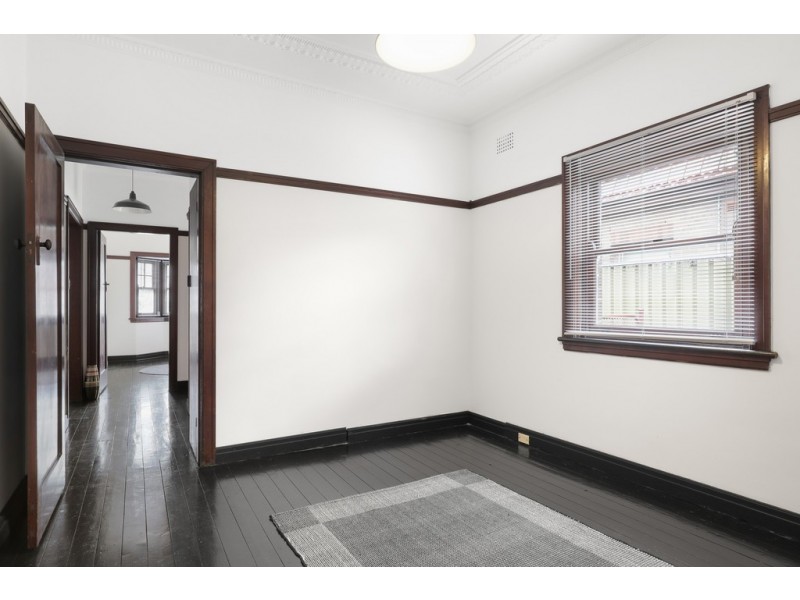 18 Boonah Avenue, Eastgardens NSW 2036