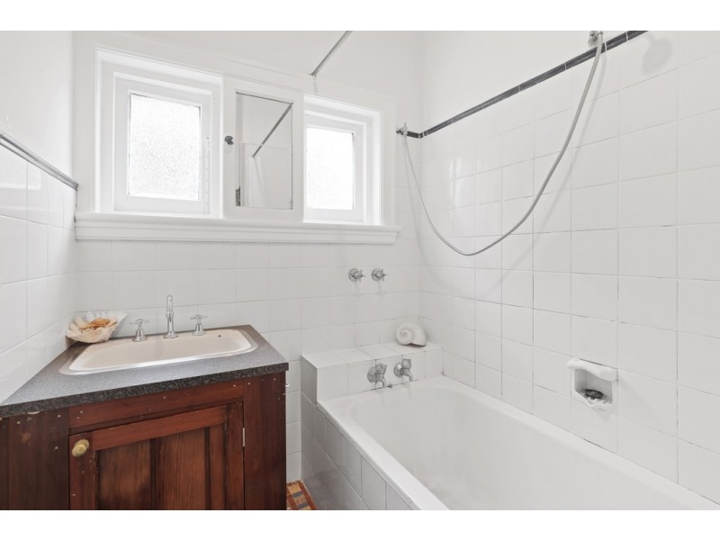 18 Boonah Avenue, Eastgardens NSW 2036