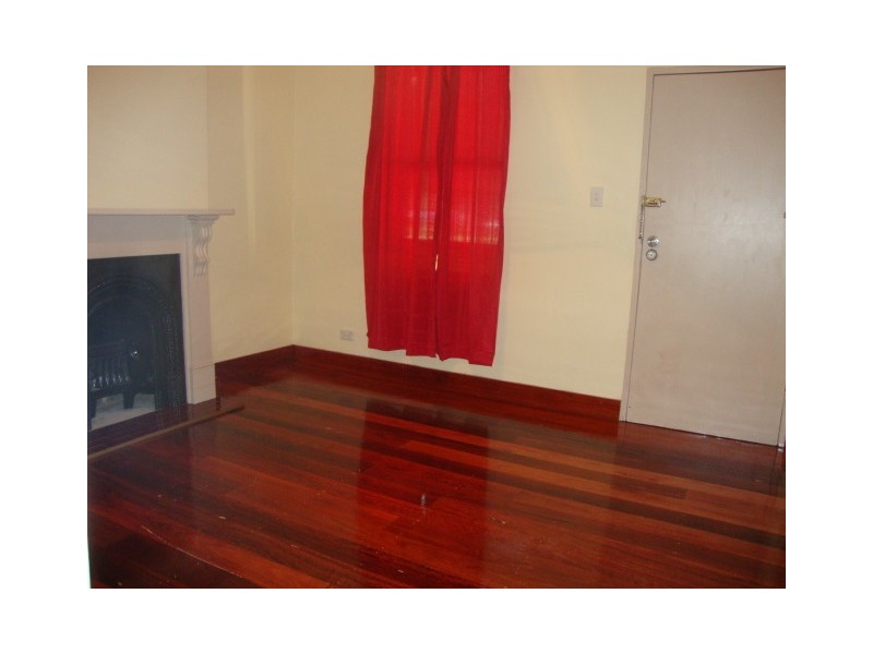 122 Campbell Street, St Peters NSW 2044