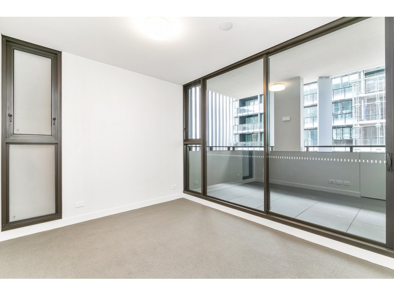 B701/8 Ebsworth Street, Zetland NSW 2017
