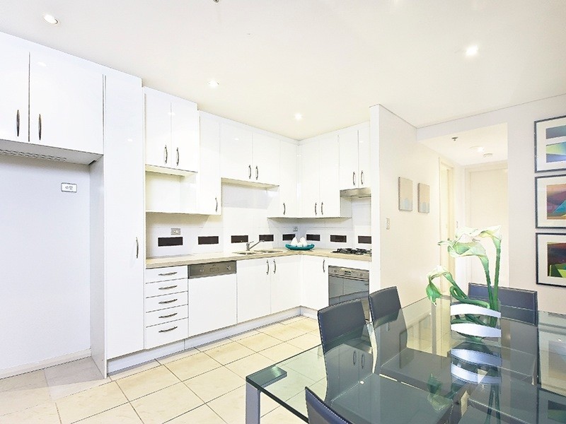 914/6 Lachlan Street, Waterloo NSW 2017