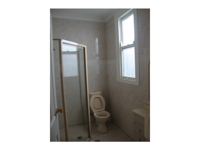 18 Edwin Street, Tempe NSW 2044