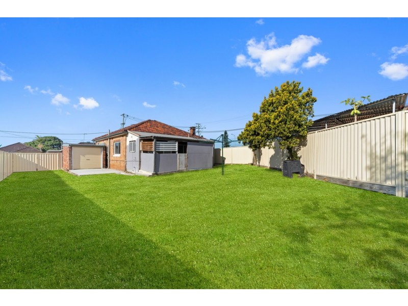 2 Tancred Avenue, Kyeemagh NSW 2216