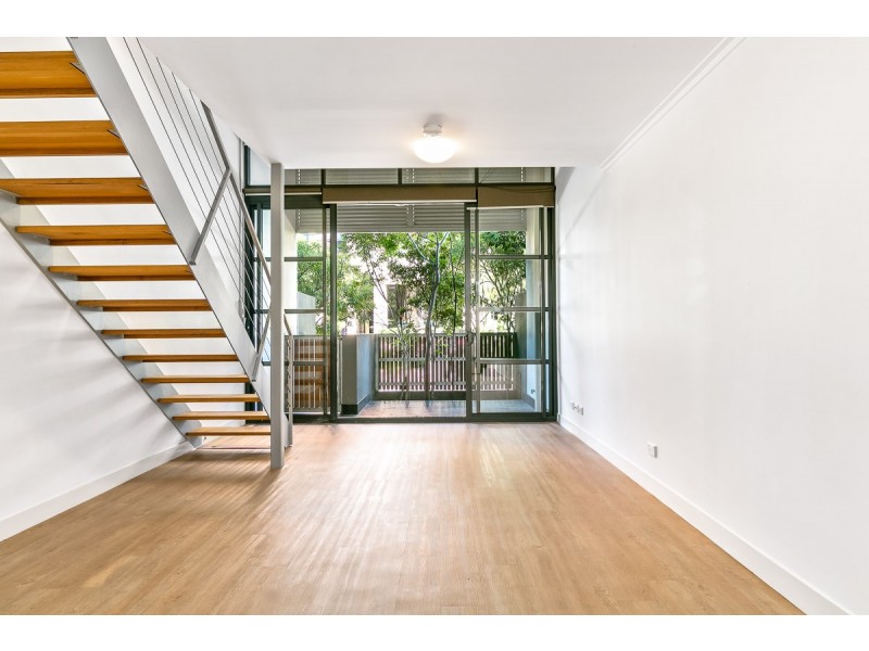 2112/8 Eve Street, Erskineville NSW 2043