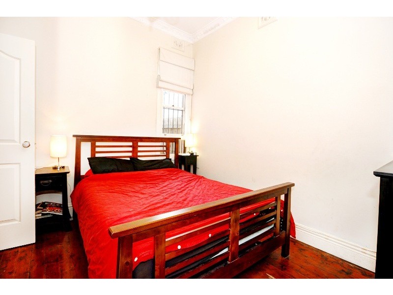 132 Wilson Street, Newtown NSW 2042