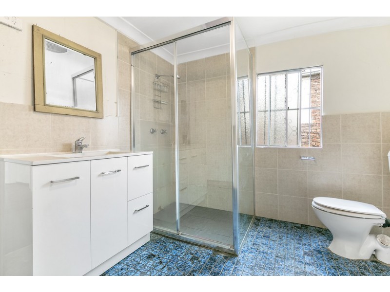 *113 Station Street, Newtown NSW 2042