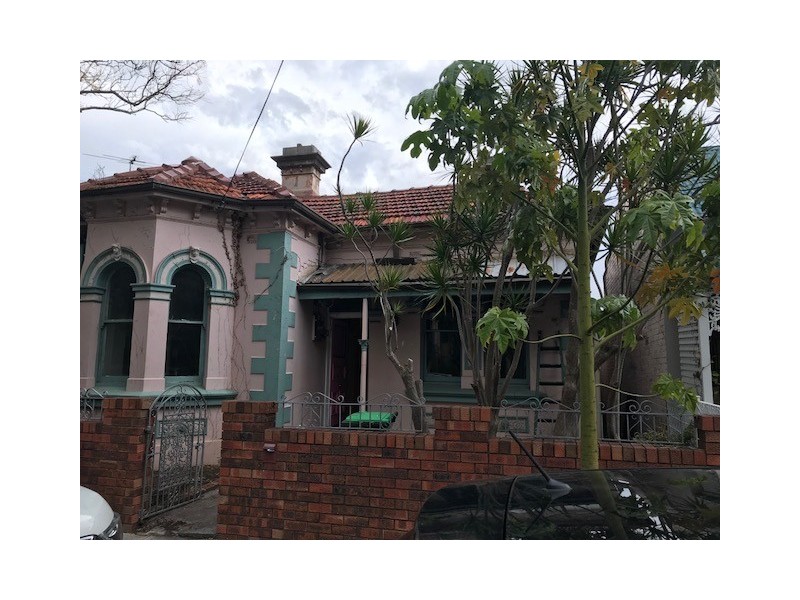 *113 Station Street, Newtown NSW 2042