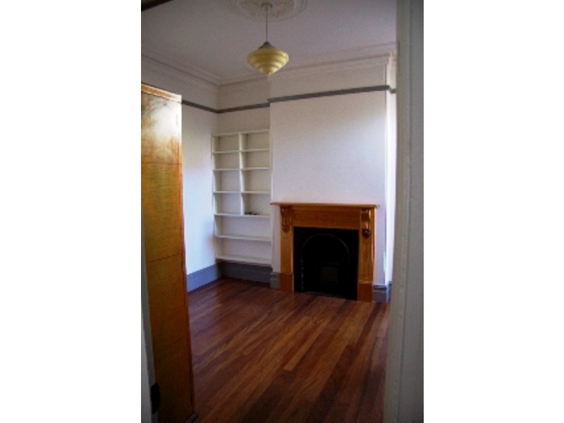 15 Holdsworth Street, Newtown NSW 2042