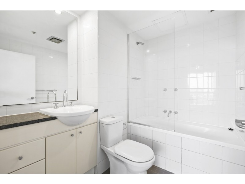 1402/221 Sydney Park Road, Erskineville NSW 2043