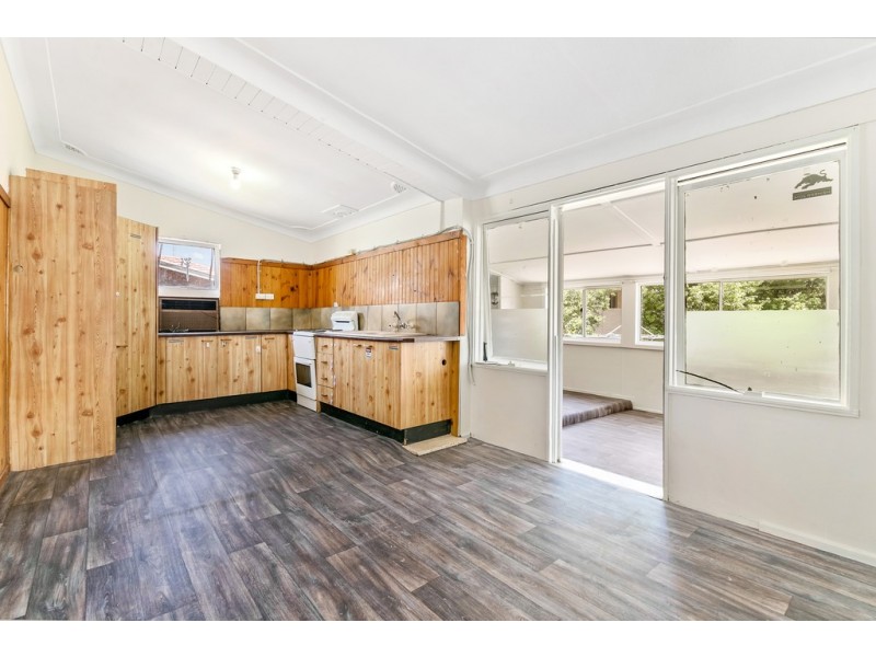 11 Mamre Road, St Marys NSW 2760