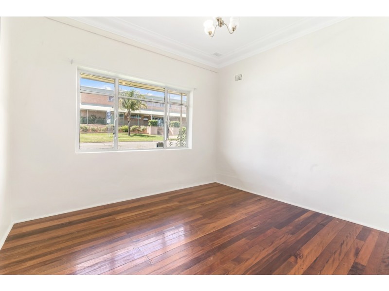 11 Mamre Road, St Marys NSW 2760