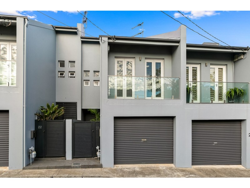 22a MORRISSEY ROAD, Erskineville NSW 2043