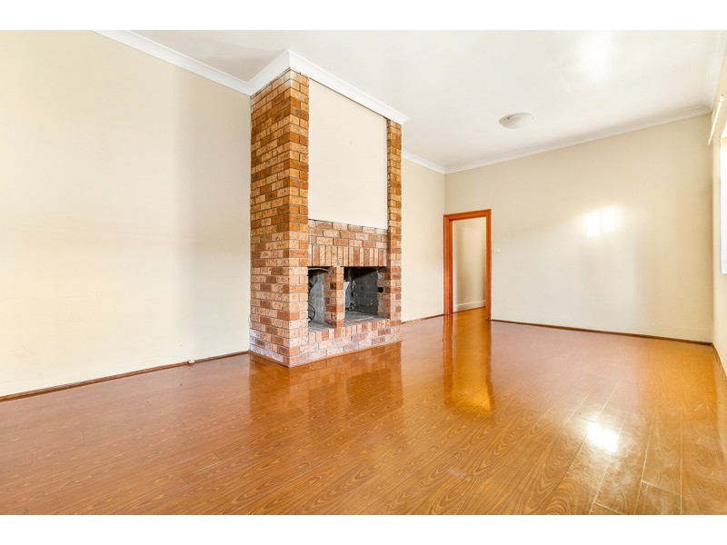 79 Hutchinson Street, St Peters NSW 2044