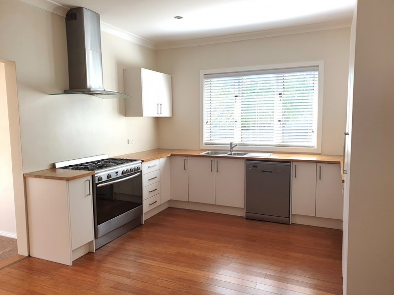 6 Mulgoa Road, Regentville NSW 2745