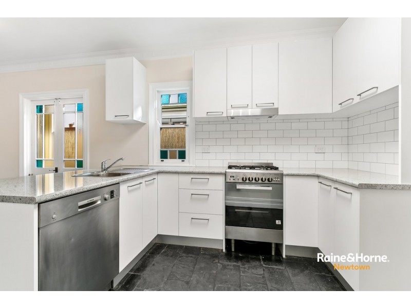 10 Commodore Street, Newtown NSW 2042