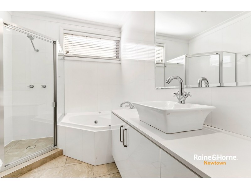 70A Chelmsford Street, Newtown NSW 2042