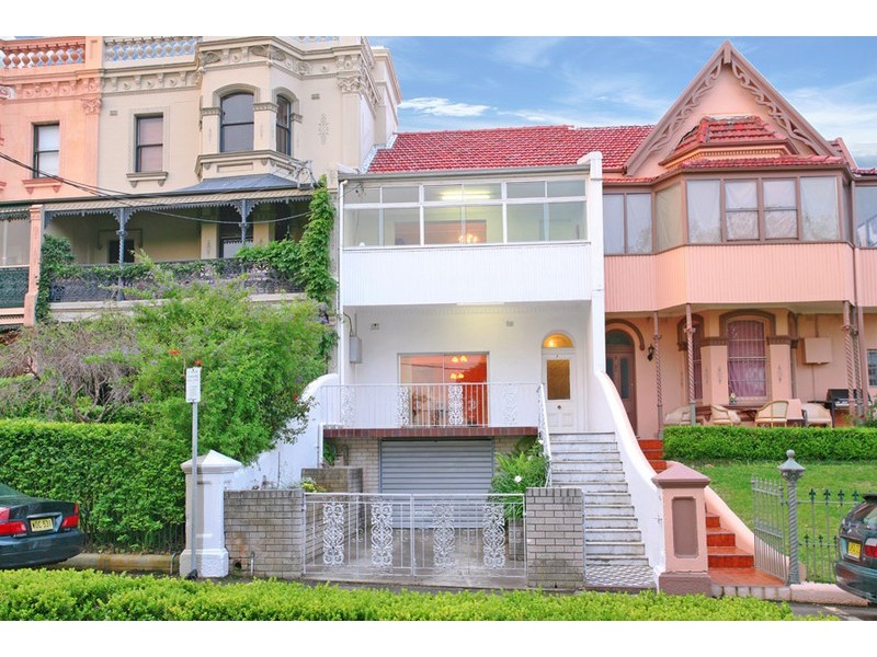 7 Warren Ball Avenue, Newtown NSW 2042