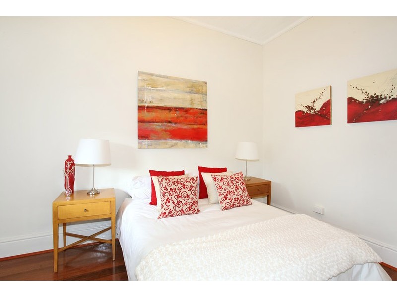 4 Bailey Street, Newtown NSW 2042