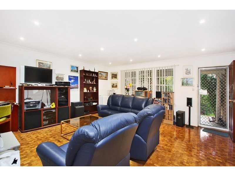 2/167 Hampden Road, Wareemba NSW 2046