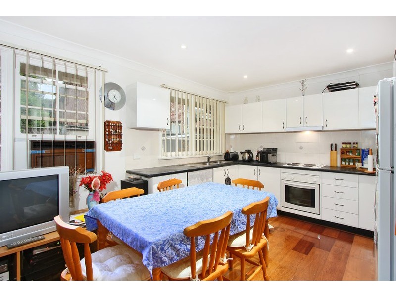 2/167 Hampden Road, Wareemba NSW 2046
