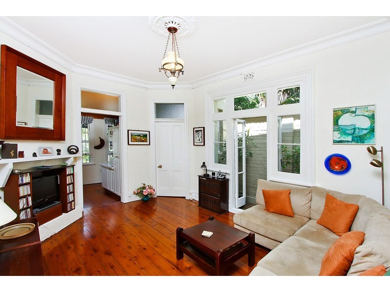 17 Bennett Street, Newtown NSW 2042