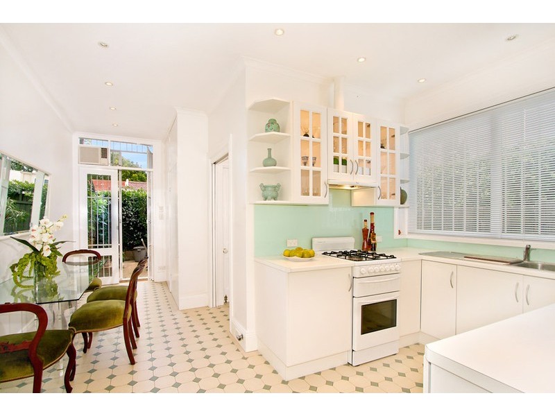 6 Pine Street, Newtown NSW 2042