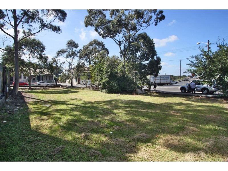 213-215 Edgeware Road, Newtown NSW 2042
