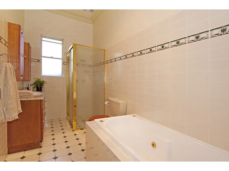 44 Livingstone Road, Petersham NSW 2049